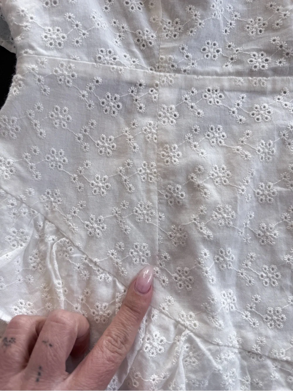 SABO LUXE White Eyelet Ruffle Mini Dress | Open Back | 100% Cotton | Size L - Picture 13 of 13